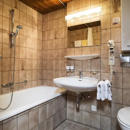 Appartementhaus Gastein inklusive Alpentherme gratis Bad Hofgastein Zimmer foto